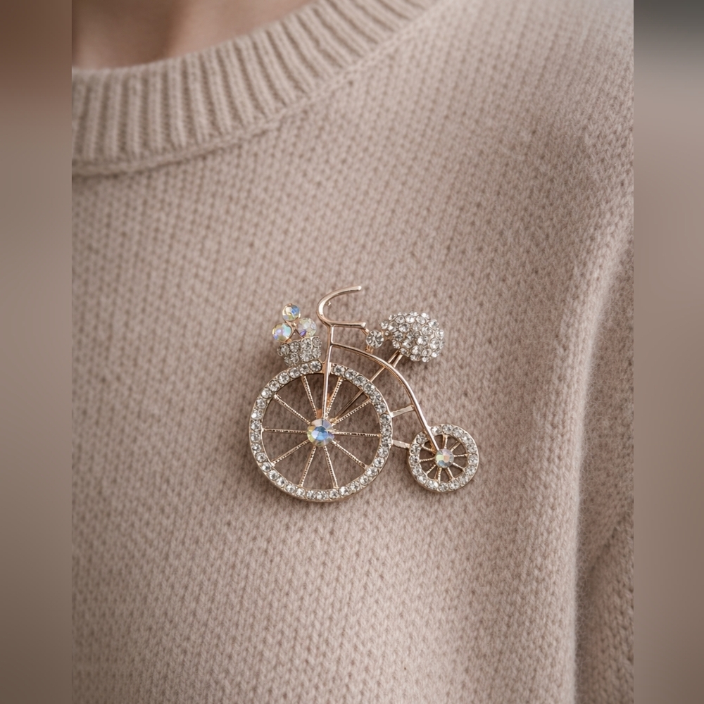 Brooch